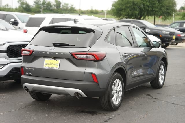 Used 2025 Ford Escape Active w/ Tech Pack #1 FWD image 6