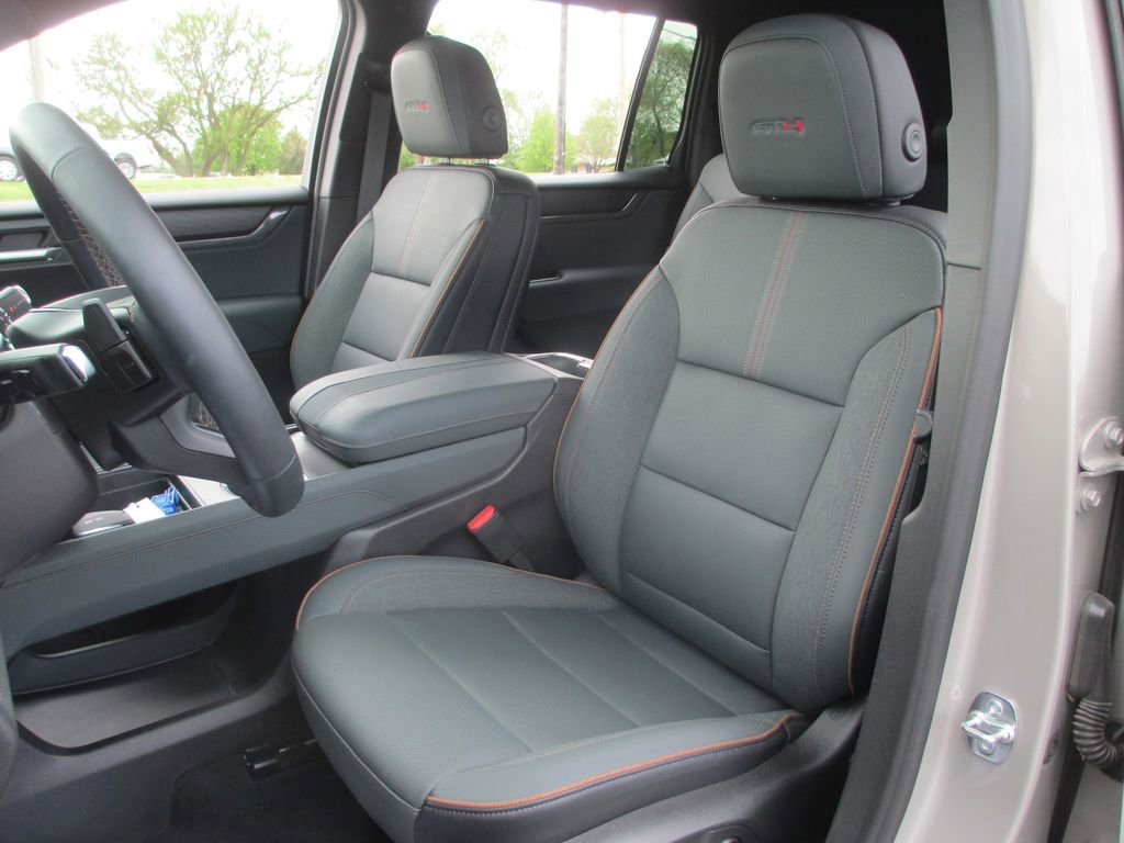 Used 2026 GMC Acadia AT4 w/ Super Cruise Package AWD/4WD image 20