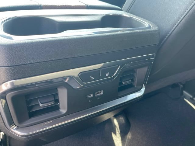 Used 2024 Chevrolet Silverado 1500 High Country w/ Technology Package AWD/4WD image 21