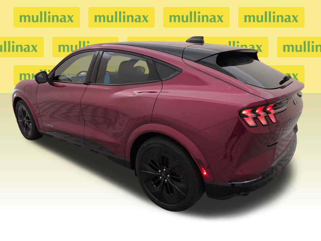 Used 2025 Ford Mustang Mach-E GT AWD/4WD image 9