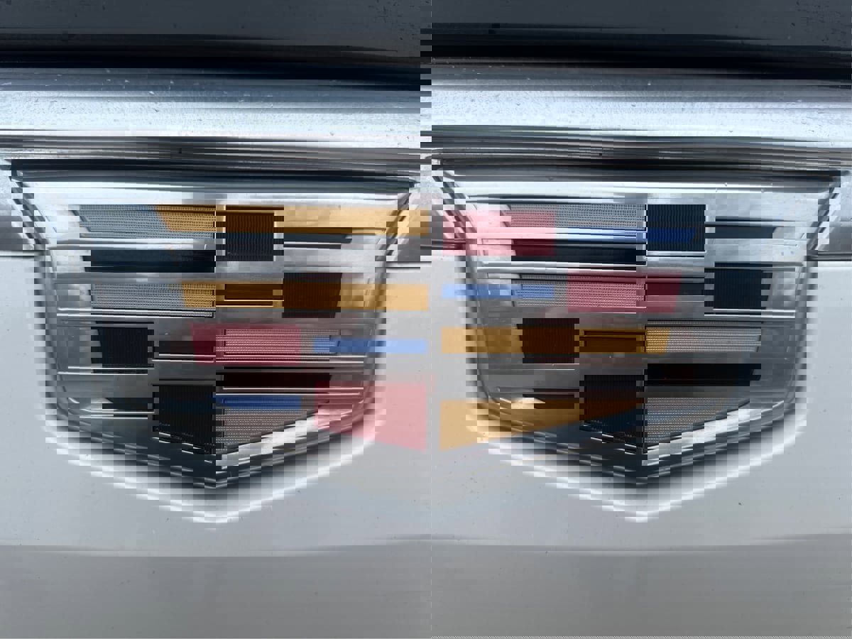 Used 2021 Cadillac Escalade Premium Luxury w/ Performance Package image 26