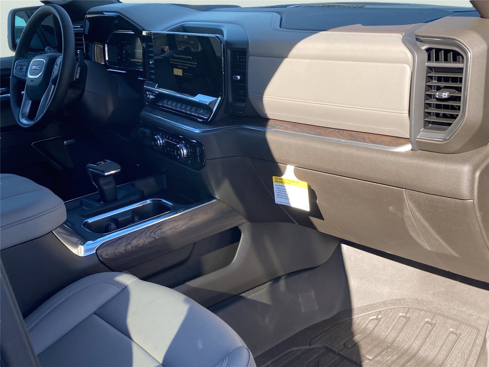 New 2026 GMC Sierra 1500 SLT w/ SLT Premium Plus Package image 15