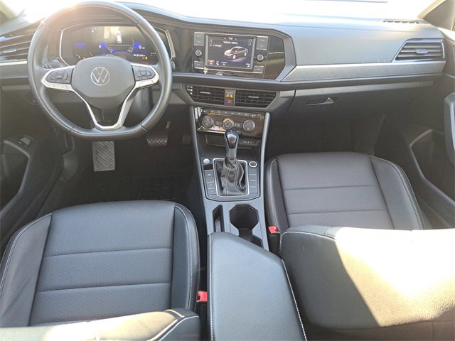 Used 2024 Volkswagen Jetta SE image 10