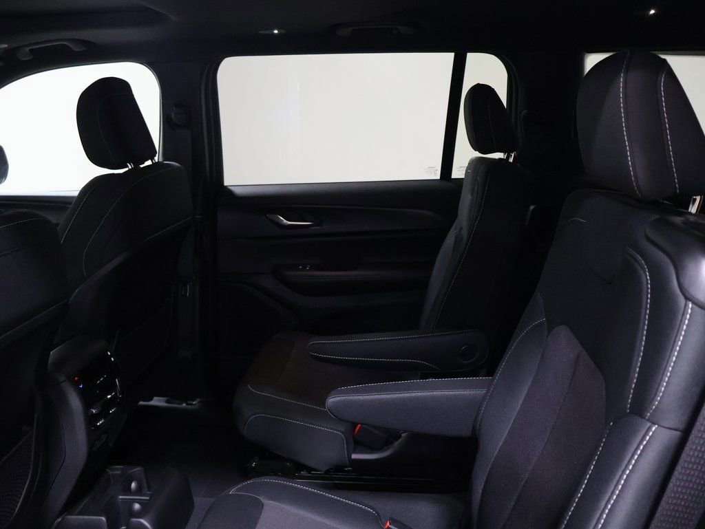 New 2025 Jeep Grand Cherokee L Laredo w/ Luxury Tech Group I image 13