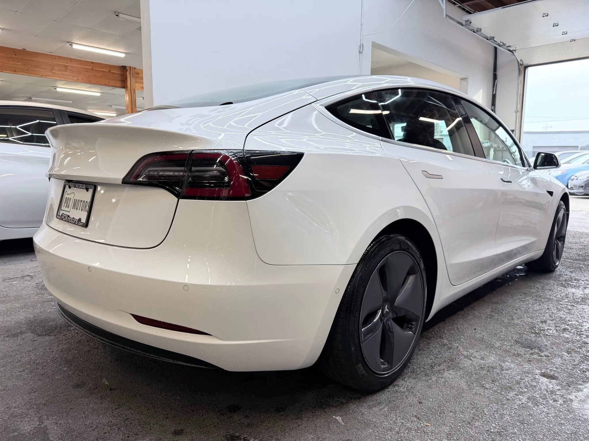 Used 2018 Tesla Model 3 Long Range image 8