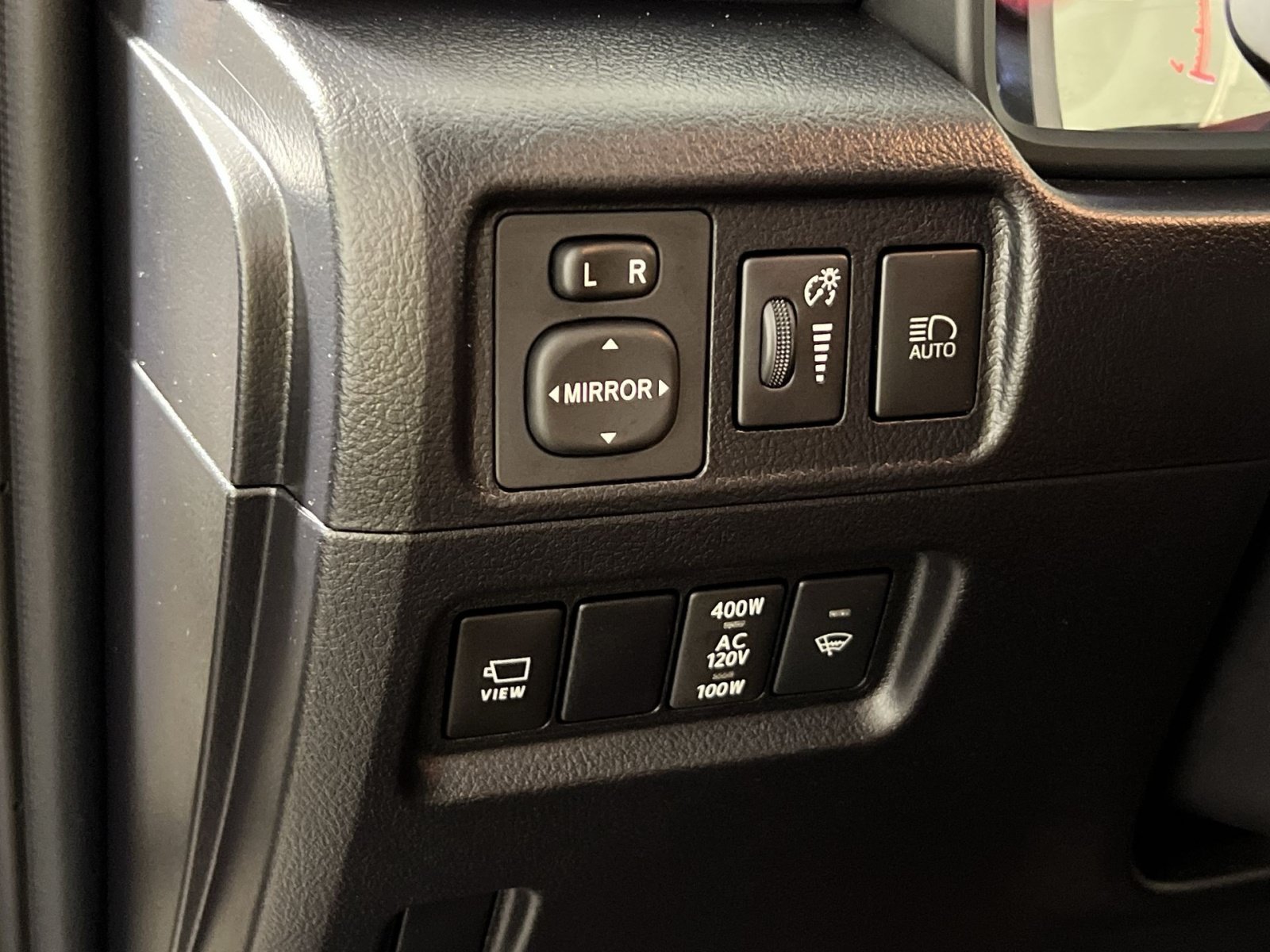 Used 2023 Toyota 4Runner Limited AWD/4WD image 31