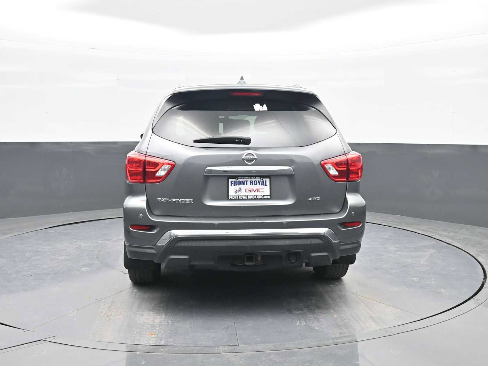 Used 2020 Nissan Pathfinder S image 6