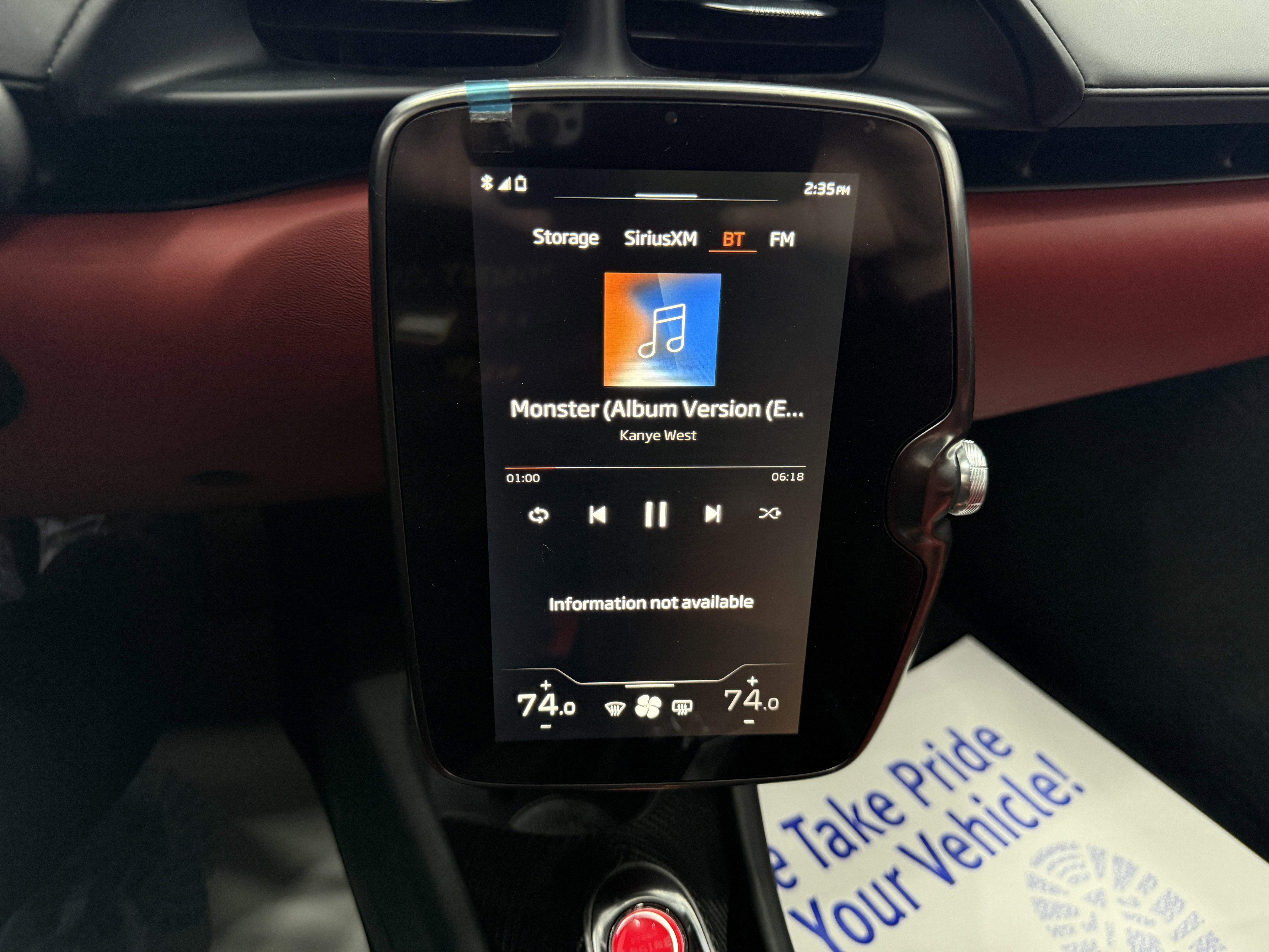 Used 2023 McLaren Artura image 31