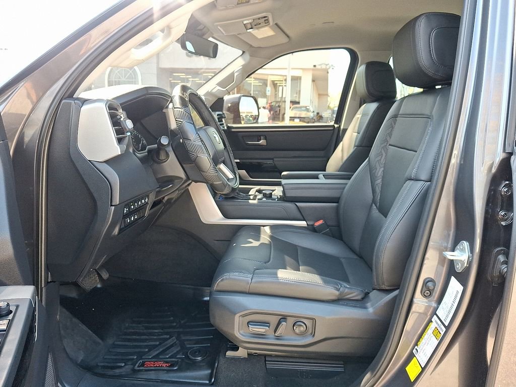 Used 2023 Toyota Tundra Limited w/ Power Package image 11