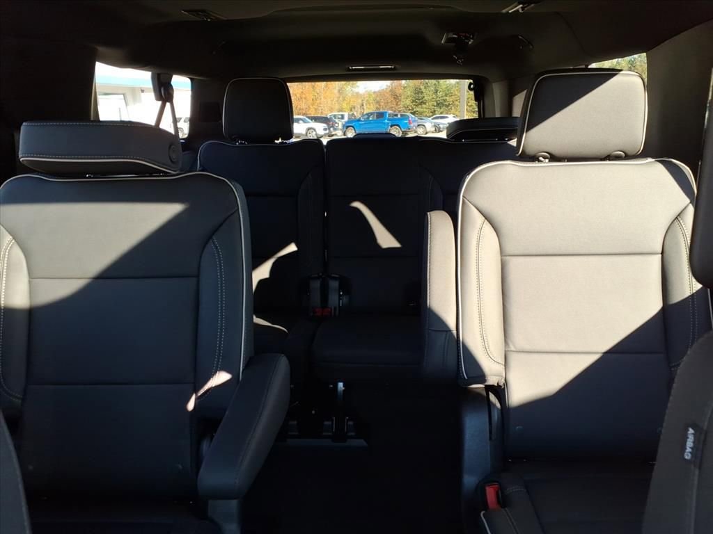 New 2026 Chevrolet Suburban Premier image 14