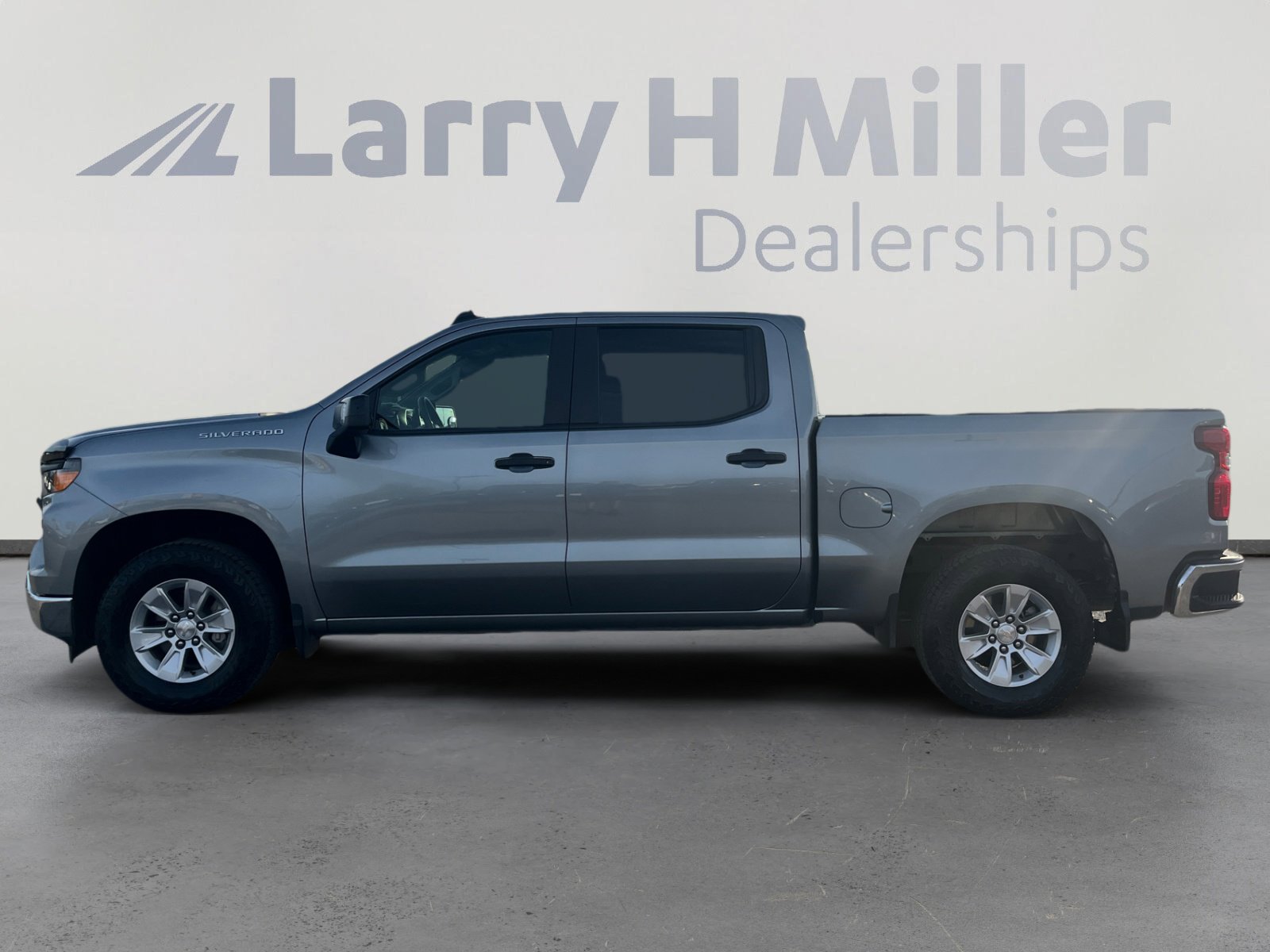 Used 2024 Chevrolet Silverado 1500 W/T w/ WT Value Package image 2