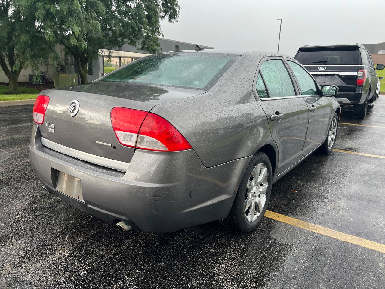 Used 2011 Mercury Milan Premier FWD image 6