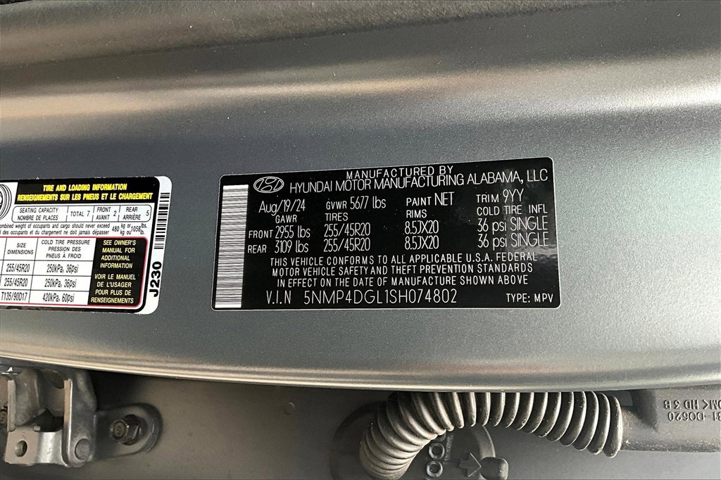 Used 2025 Hyundai Santa Fe Limited image 36