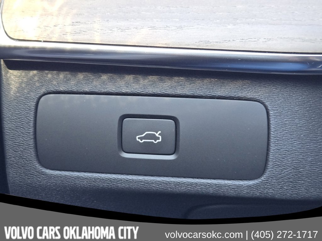 Used 2026 Volvo XC90 B6 Plus AWD/4WD image 21