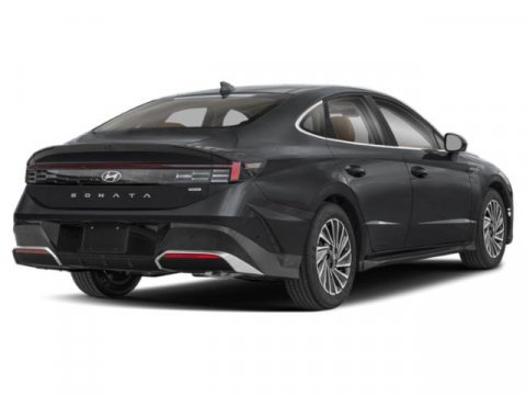 New 2026 Hyundai Sonata Limited FWD image 2