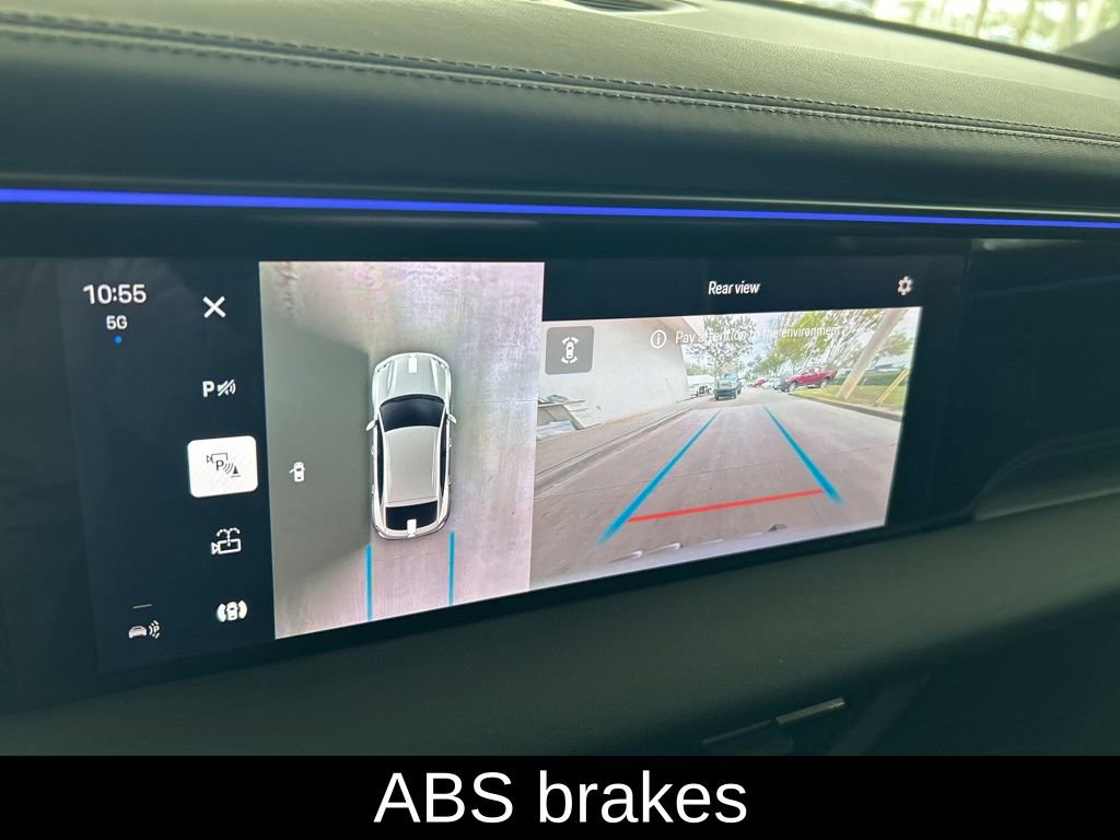 Used 2025 Porsche Macan Electric image 9