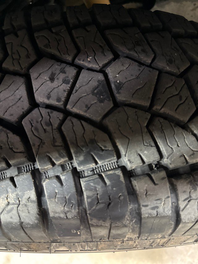 Used 2018 RAM 2500 Tradesman w/ Chrome Appearance Group image 39