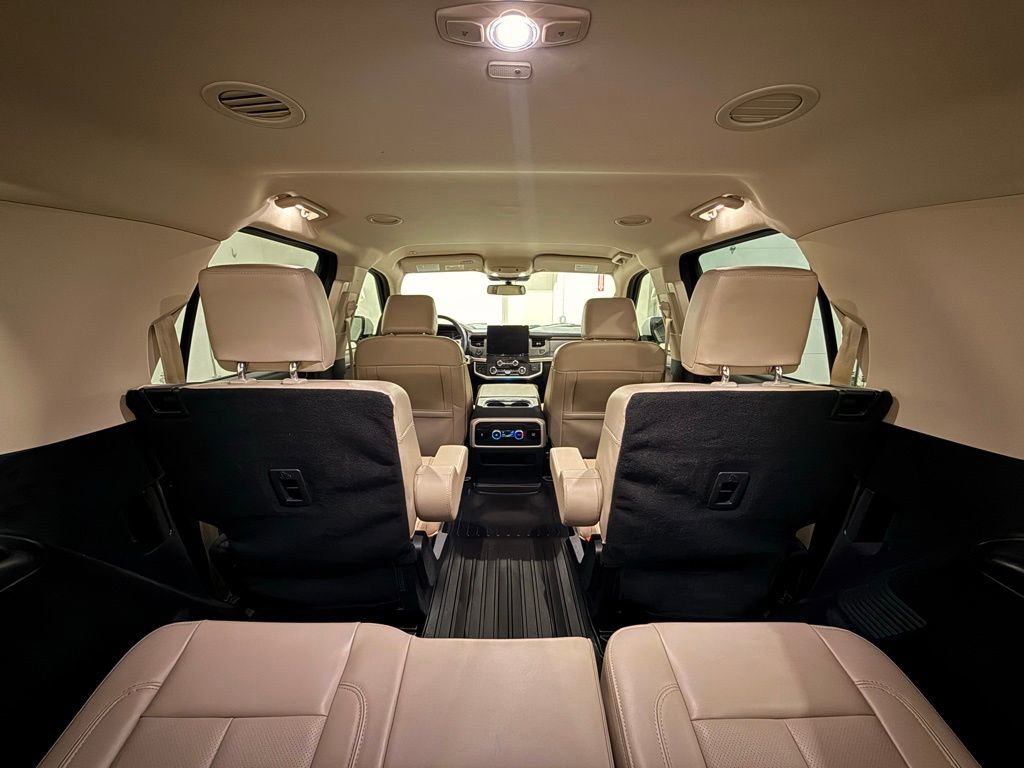 Used 2022 Ford Expedition XLT image 36