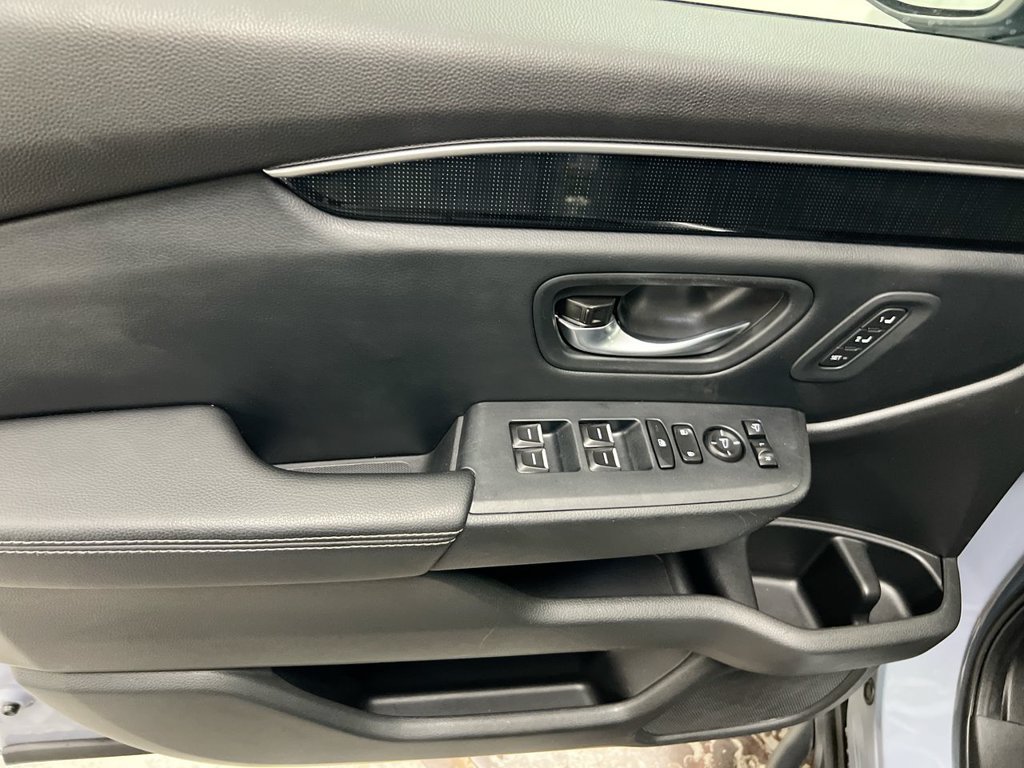 Used 2024 Honda Pilot Elite image 22
