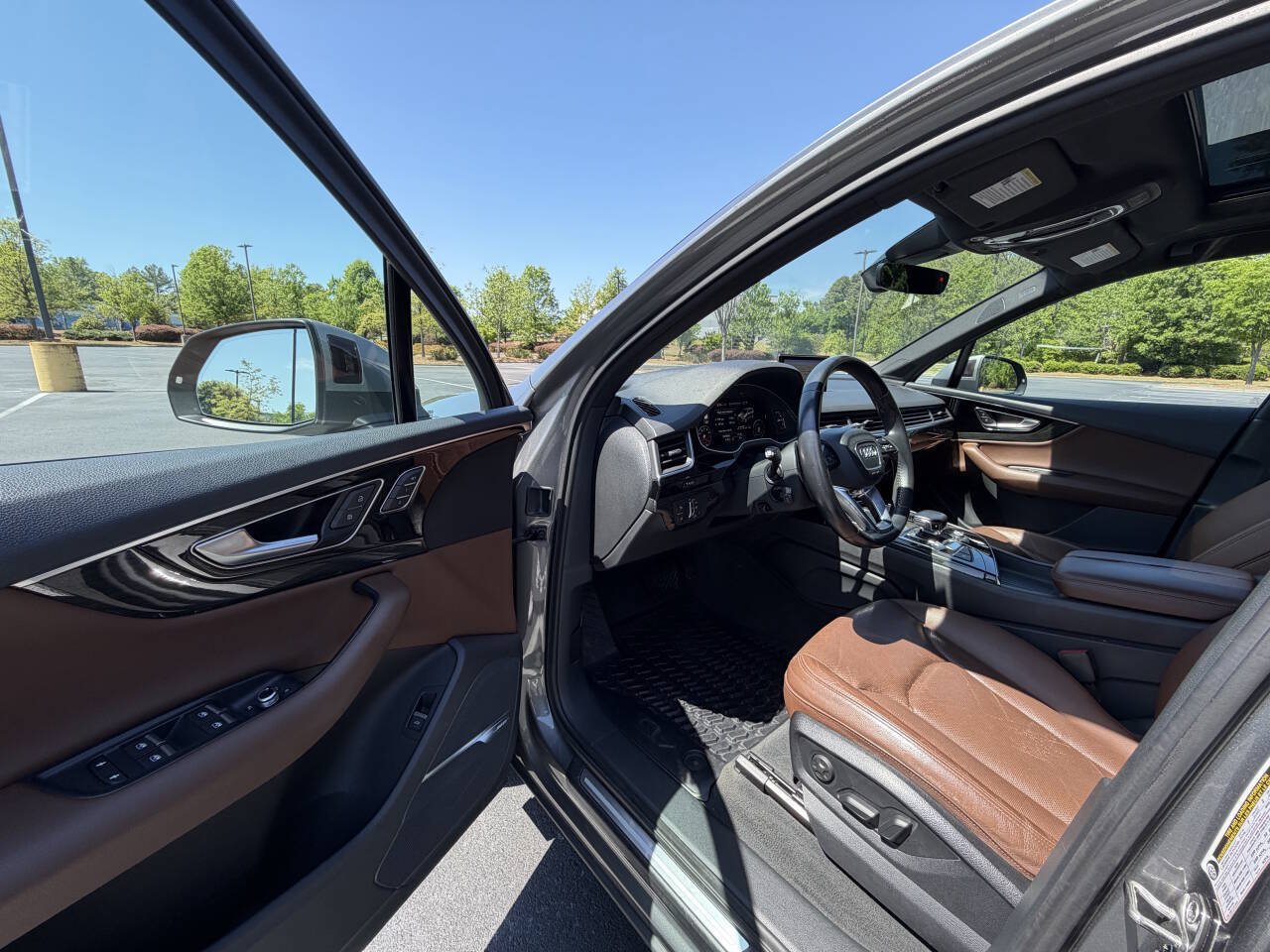 Used 2017 Audi Q7 2.0T Premium Plus w/ Premium Plus Package AWD/4WD image 12
