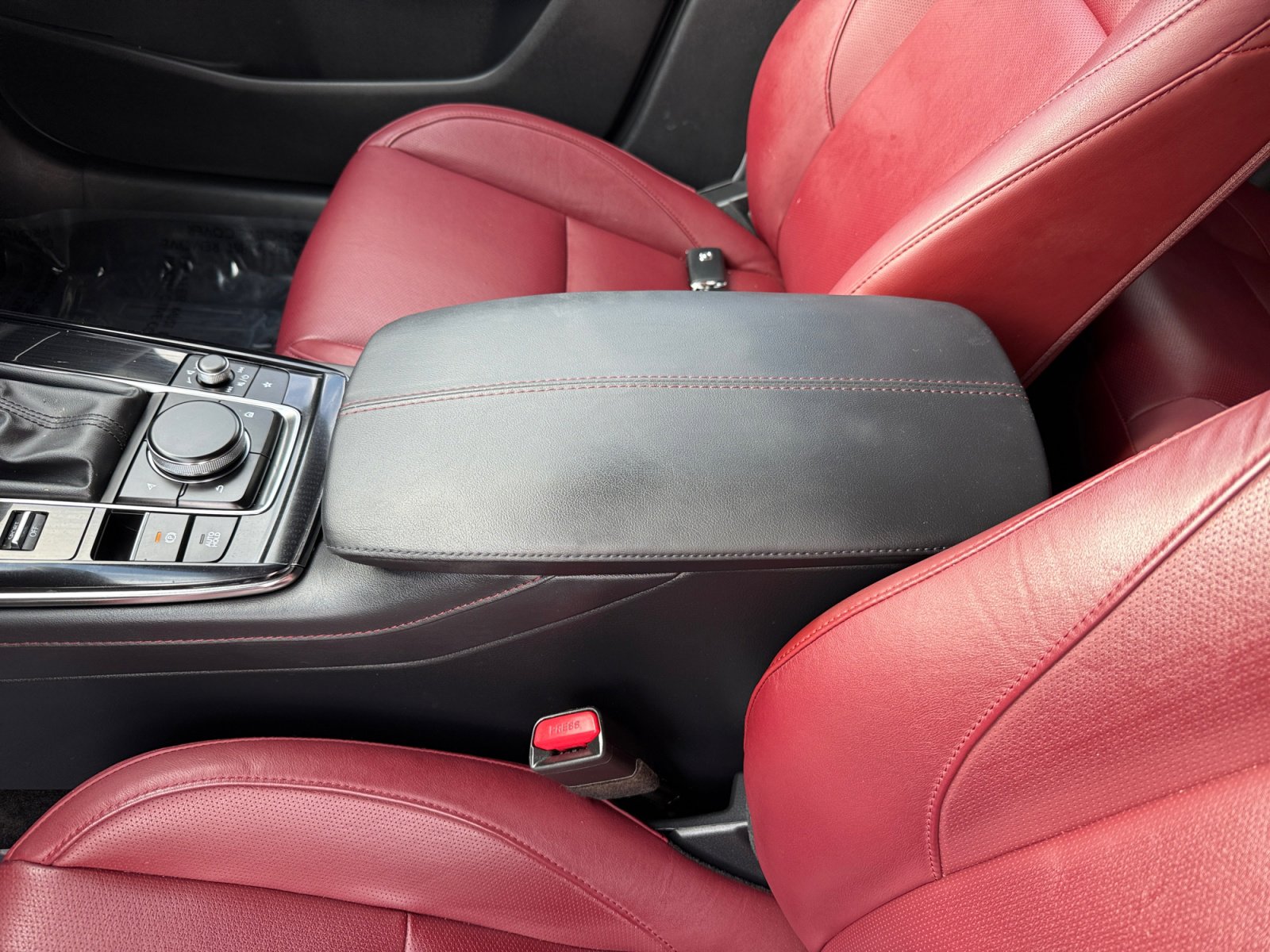 Used 2024 MAZDA CX-30 AWD 2.5 S w/ Preferred Package image 14