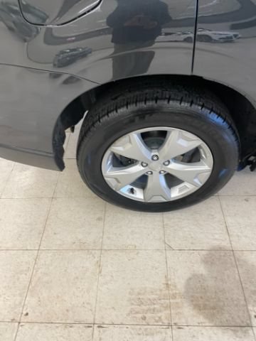 Used 2016 Subaru Forester 2.5i Premium w/ All-Weather Package AWD/4WD image 27