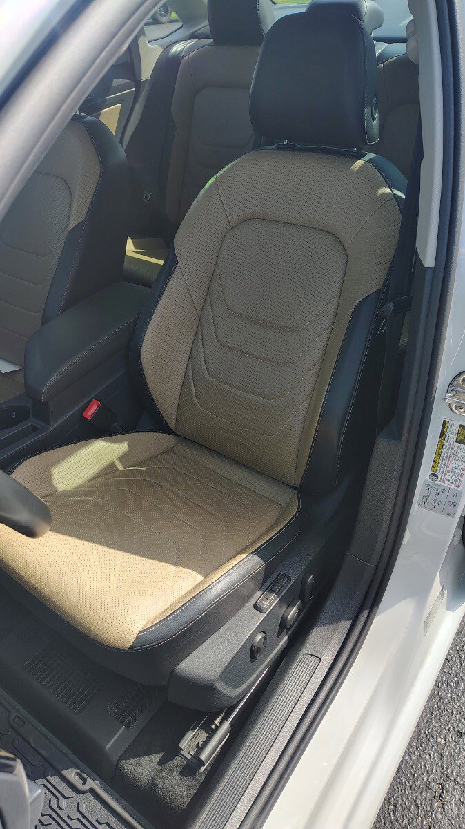 Used 2019 Volkswagen Jetta SEL Premium FWD image 11