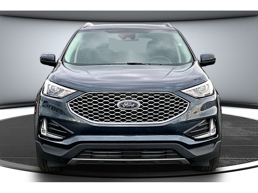 Used 2023 Ford Edge SEL w/ Convenience Package AWD/4WD image 4