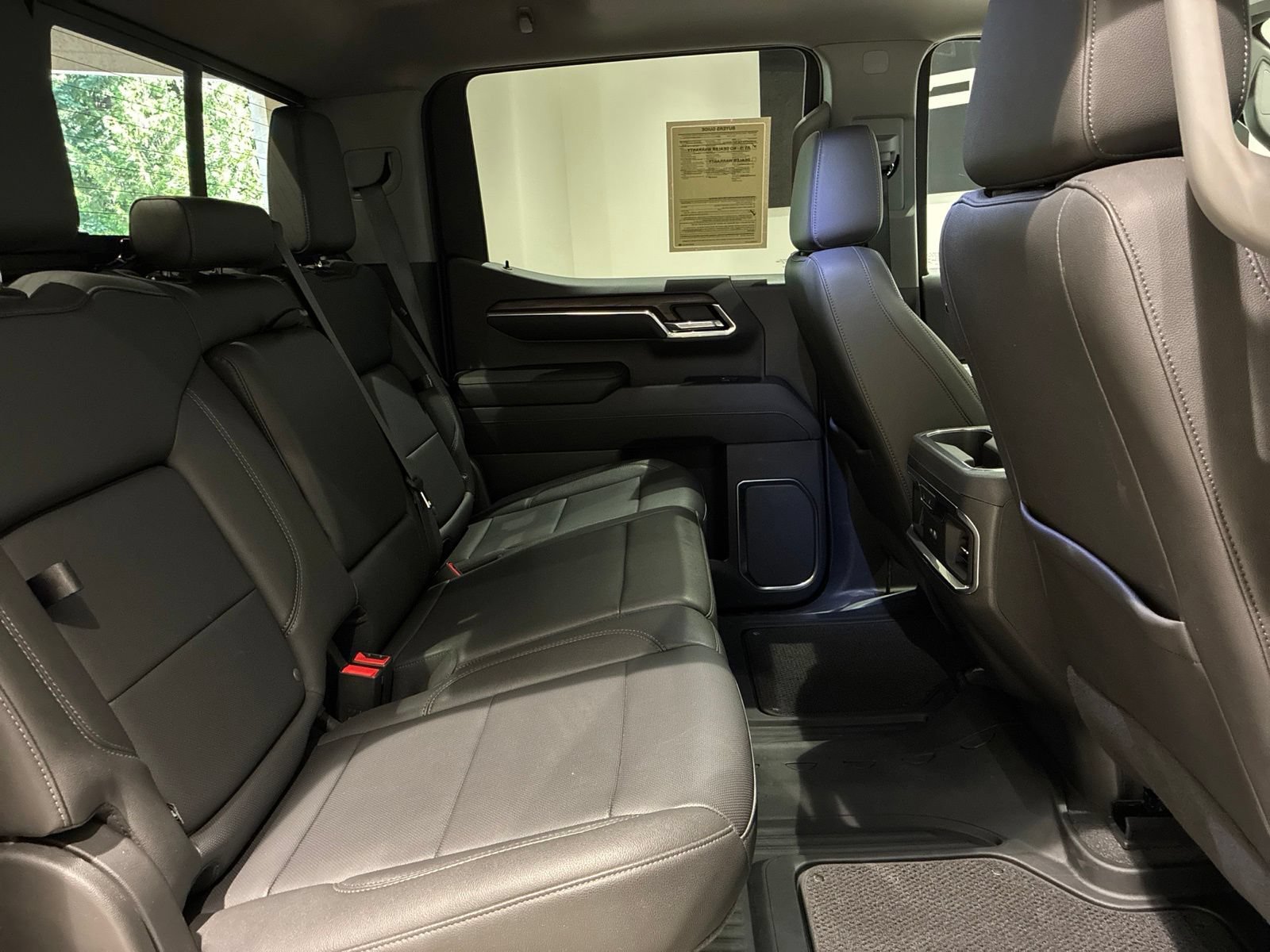Used 2022 GMC Sierra 1500 SLT w/ SLT Premium Plus Package AWD/4WD image 31
