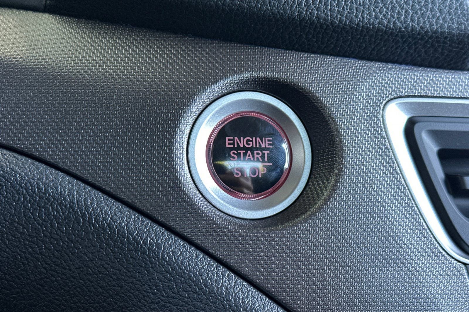 New 2025 Honda Ridgeline Sport image 17