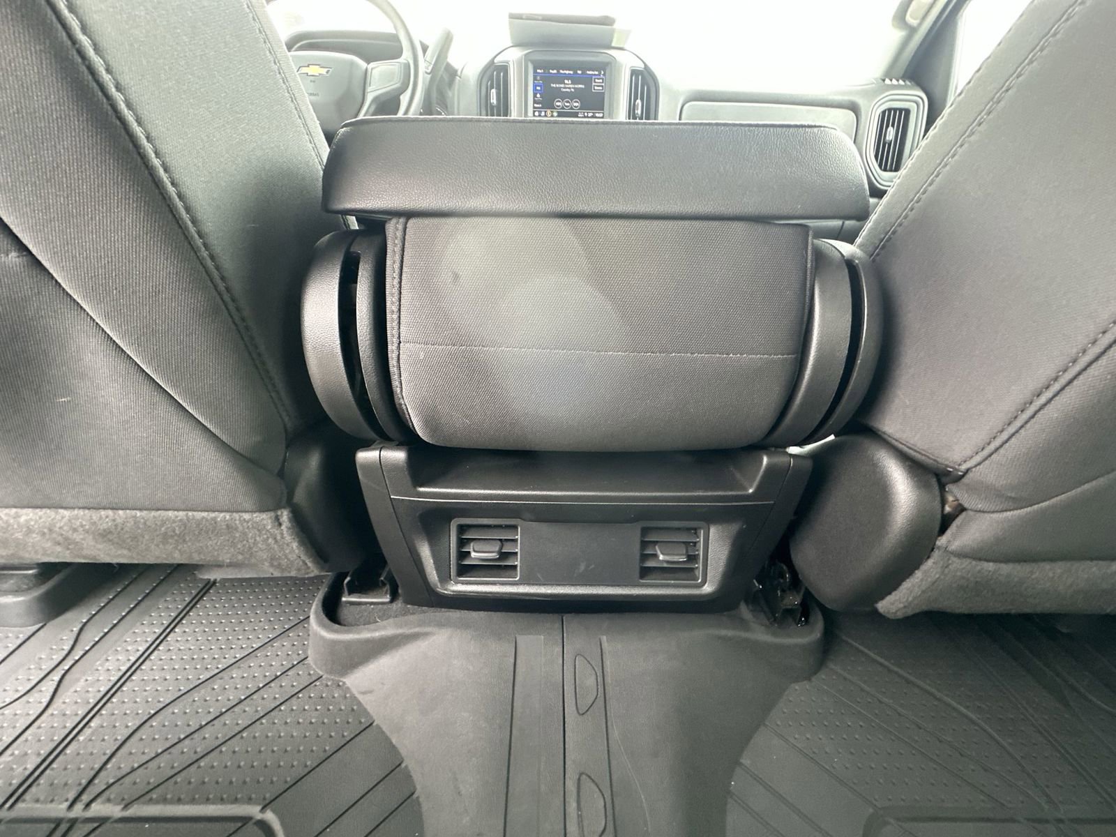 Used 2023 Chevrolet Silverado 1500 Custom AWD/4WD image 20