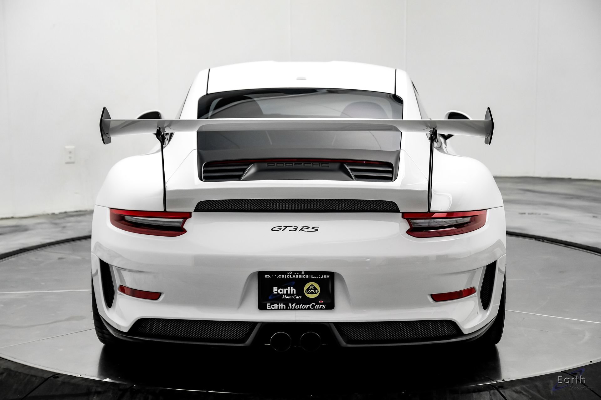 Used 2019 Porsche 911 GT3 RS RWD image 16