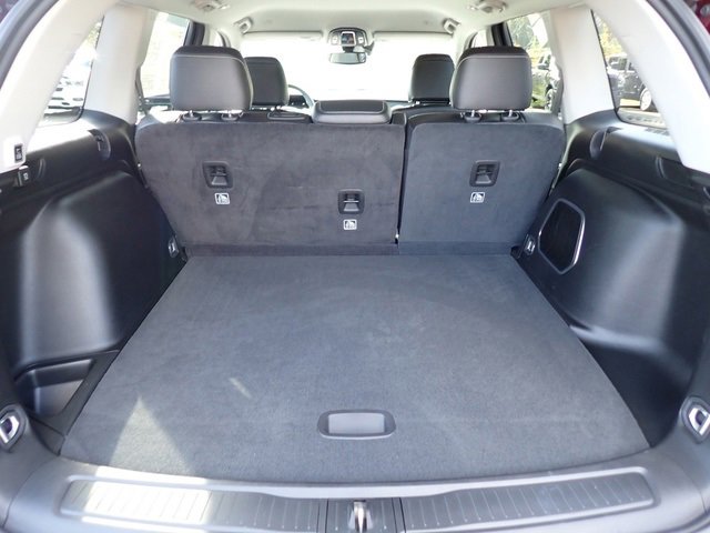 Certified 2023 Jeep Grand Cherokee Limited w/ Black Appearance Package image 6