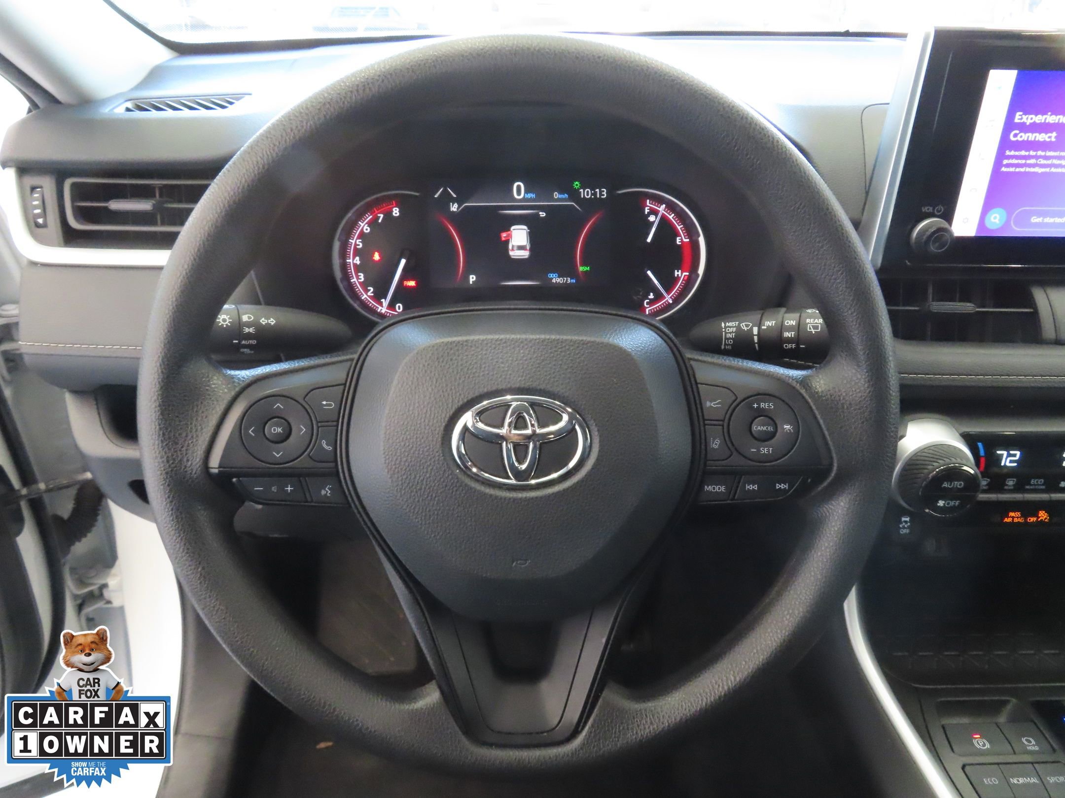 Used 2024 Toyota RAV4 XLE image 17