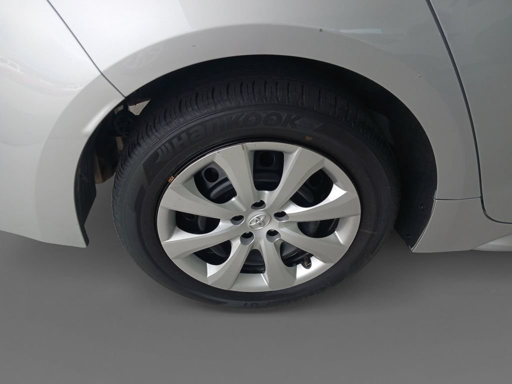 Used 2024 Toyota Corolla LE FWD image 10
