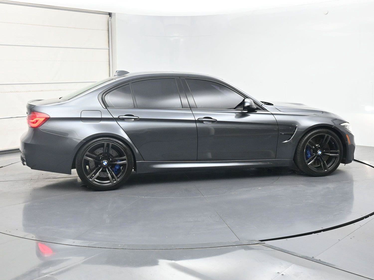 Used 2017 BMW M3 RWD image 25