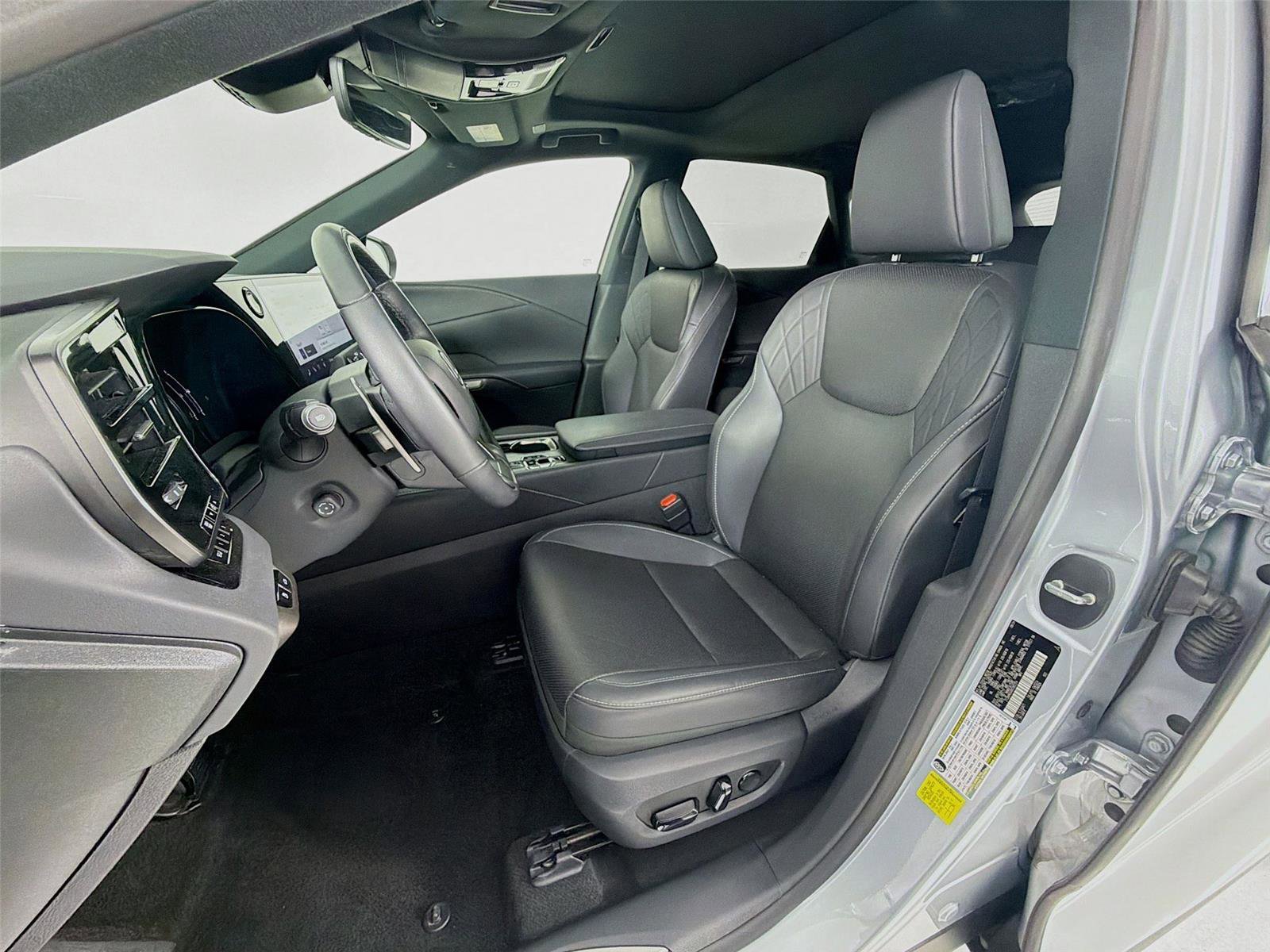 Used 2024 Lexus RX 350 Premium w/ Cold Area Package image 5