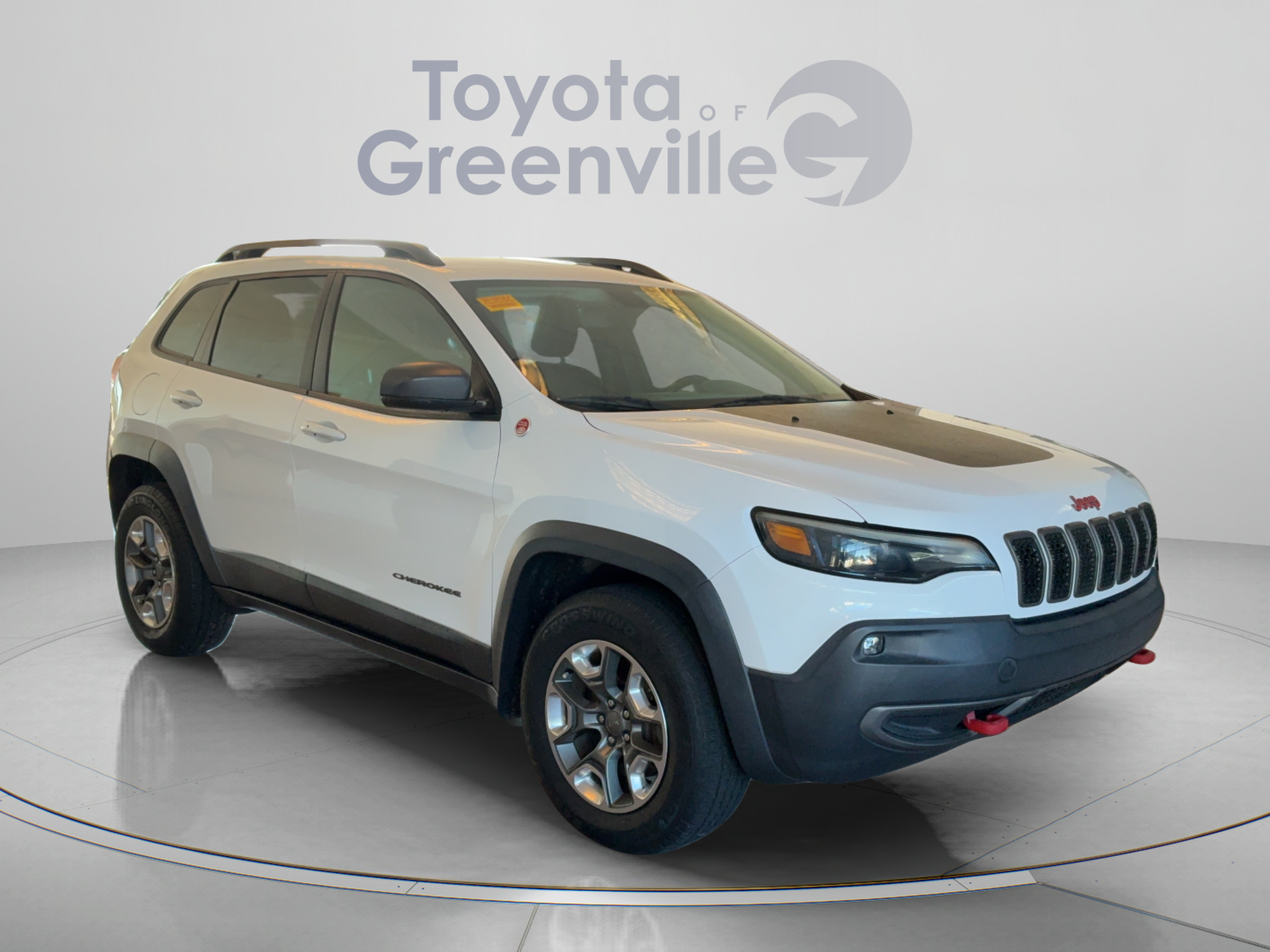 Used 2019 Jeep Cherokee Trailhawk AWD/4WD image 8
