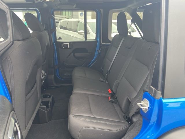 Used 2022 Jeep Wrangler Unlimited Sport image 13