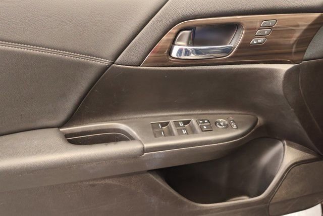 Used 2016 Honda Accord EX-L image 9