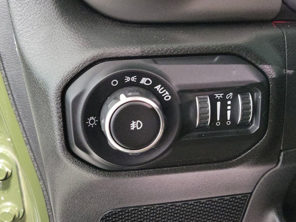 Used 2021 Jeep Wrangler Unlimited Rubicon image 35