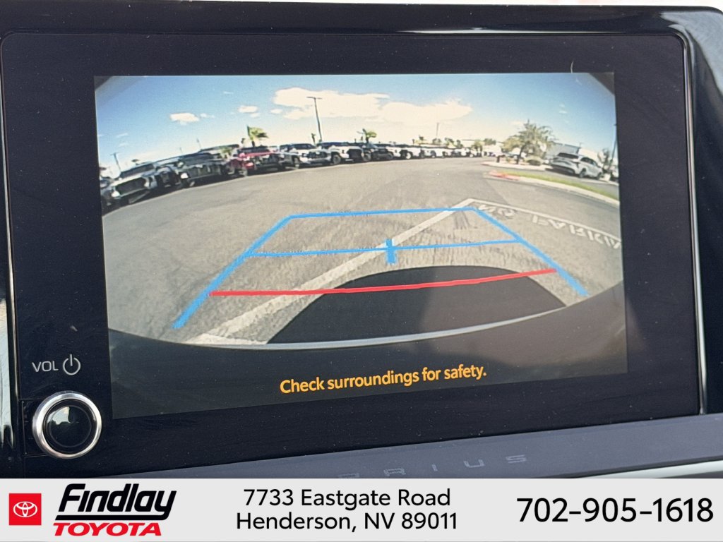 Certified 2025 Toyota Prius LE FWD image 28