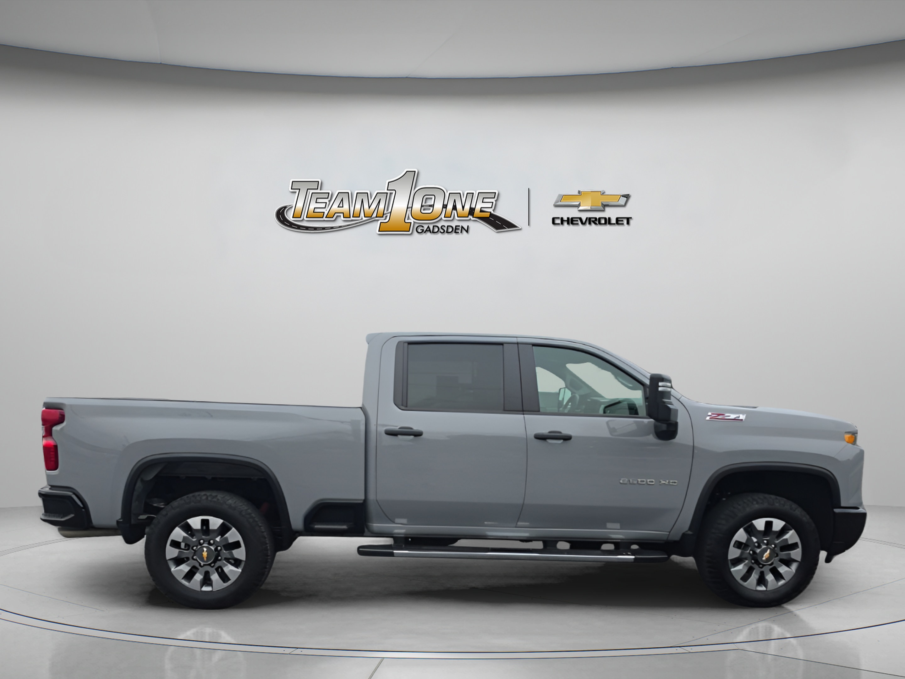 Used 2025 Chevrolet Silverado 2500 Custom w/ Custom Value Package AWD/4WD image 9