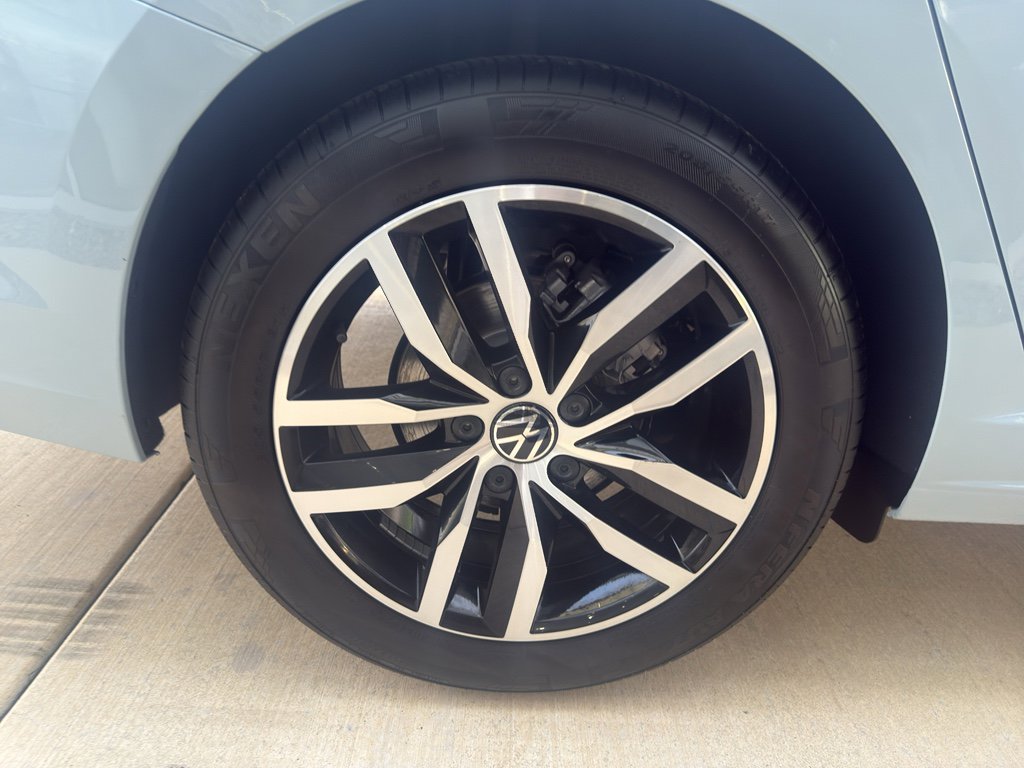 New 2026 Volkswagen Jetta SE image 19