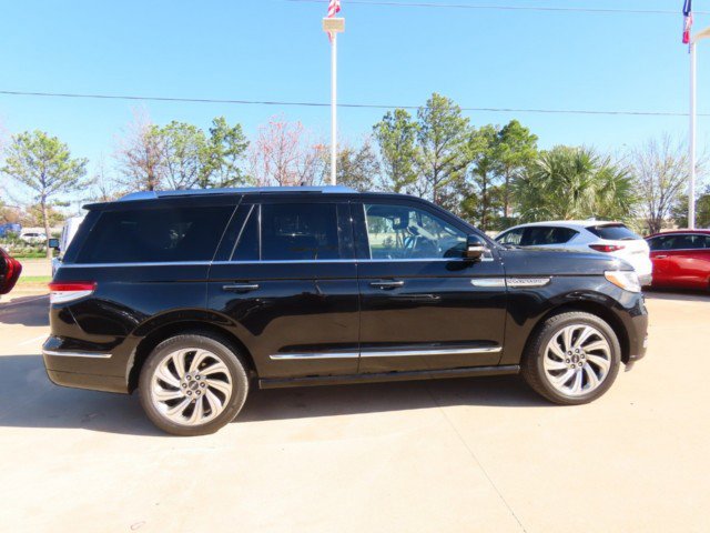 Certified 2023 Lincoln Navigator Reserve image 7