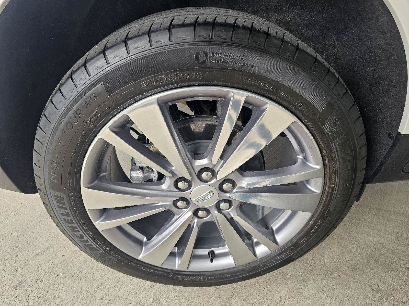 Used 2024 Cadillac XT5 Premium Luxury w/ Technology Package AWD/4WD image 10
