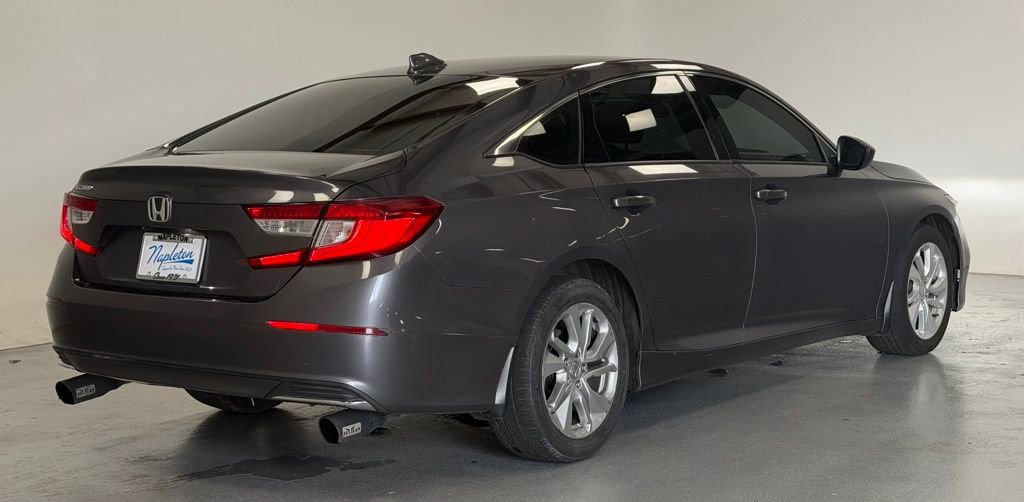 Used 2018 Honda Accord LX image 3