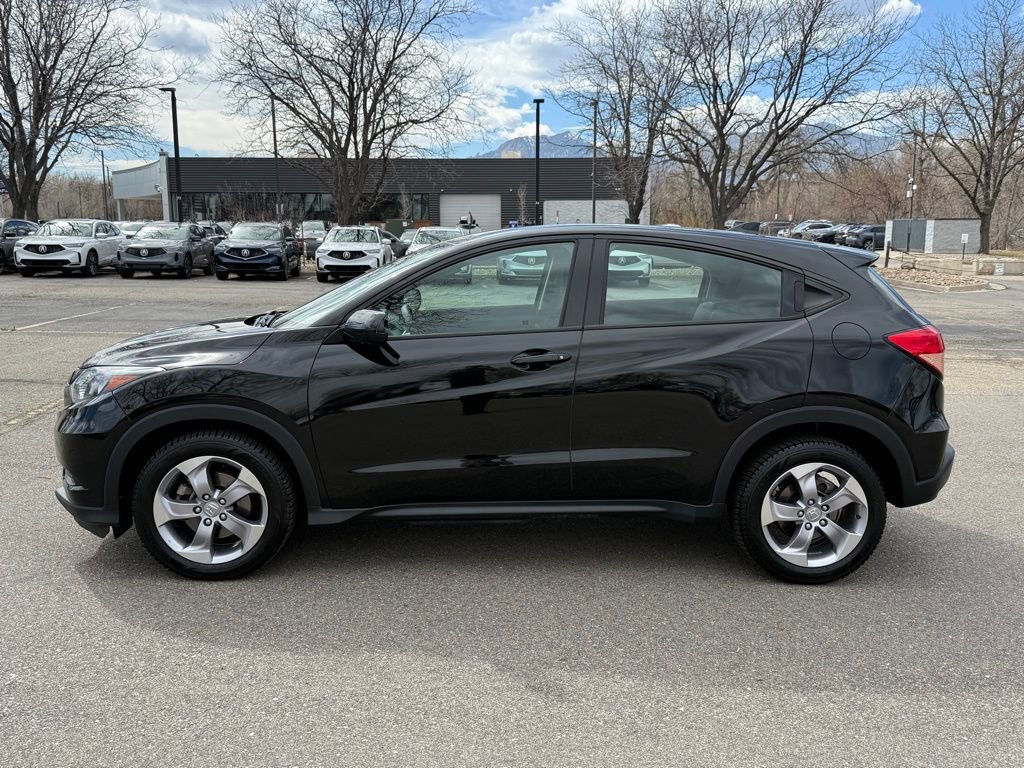Used 2018 Honda HR-V LX image 7