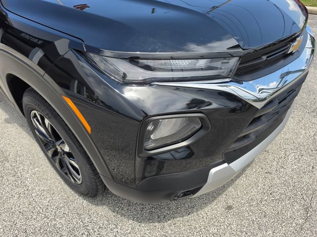 Used 2023 Chevrolet TrailBlazer LT FWD image 9