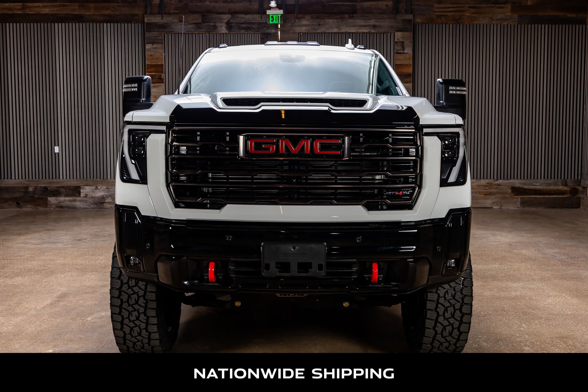 Used 2025 GMC Sierra 2500 AT4X image 4